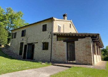 Facciata - Rustic via San Michele, 10, Cupramontana - photo 2