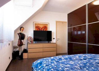 Camera da letto - Trilocale via Attio Labeone, 50, Roma - foto 15