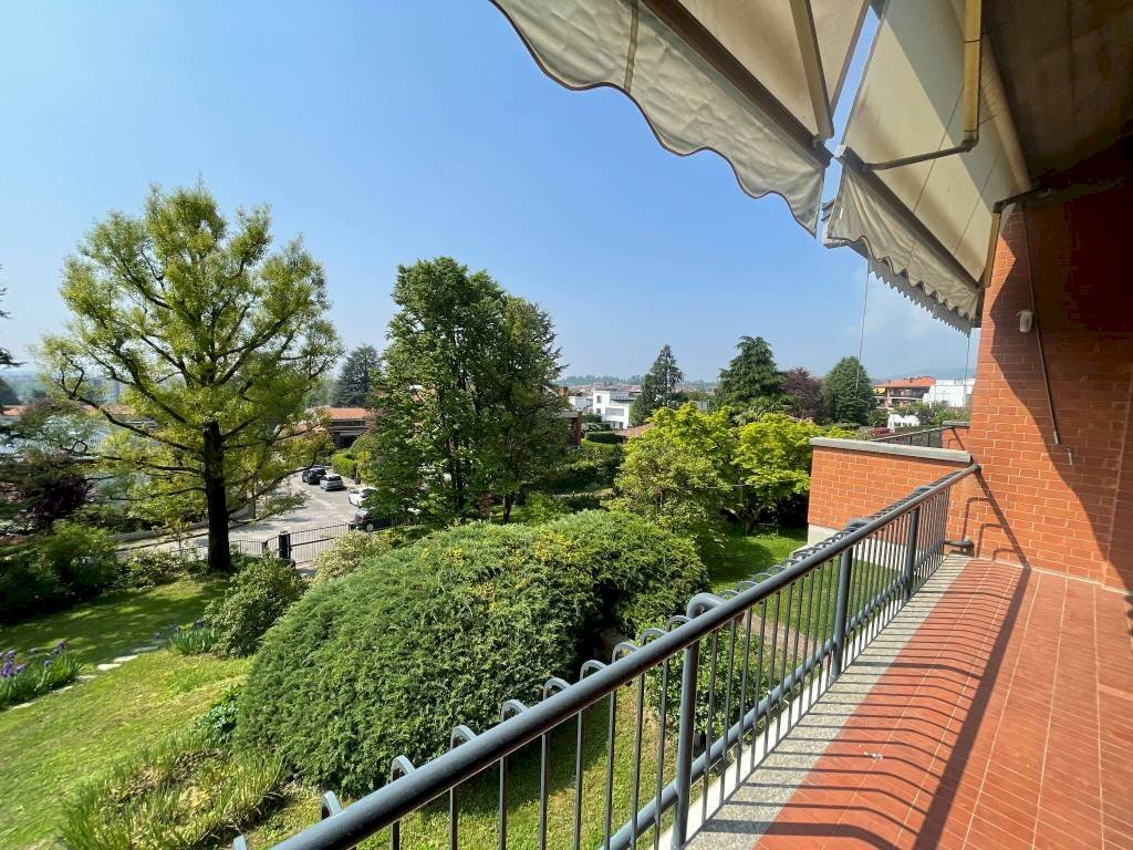 Terrazzo - Four-room apartment via Nino Costa, 6, Chieri - photo 2