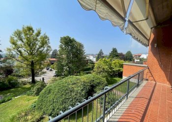 Terrazzo - Quadrilocale via Nino Costa, 6, Chieri - foto 2