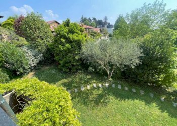 Giardino - Quadrilocale via Nino Costa, 6, Chieri - foto 2