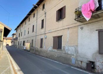Facciata - Casa indipendente via Libertà, 16, Casale Litta - foto 6