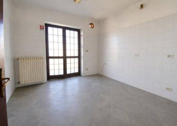 Cucina - Negozio via San Michele, 7, Niella Tanaro - foto 13