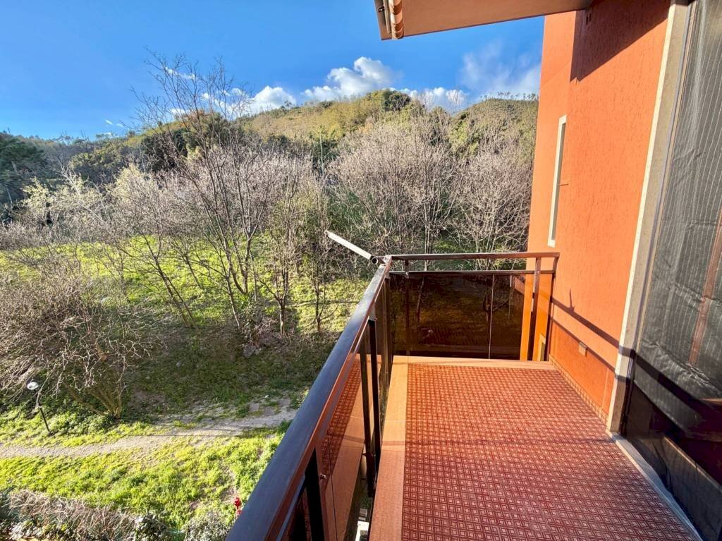 Balcone - Bilocale via Emilio Salgari, Genova (zona Pegli) - foto 2