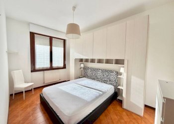 Camera da letto - Bilocale via Emilio Salgari, Genova (zona Pegli) - foto 11