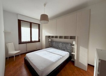 Camera da letto - Bilocale via Emilio Salgari, Genova (zona Pegli) - foto 12