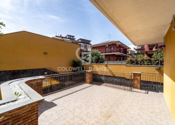 Foto 6 - Trilocale Via Santa Maria dei Monti
 
12, Mascalucia - foto 6