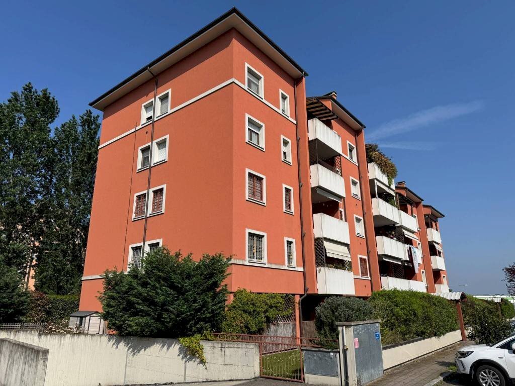 Facciata - Three-room apartment via della Costituzione, 7, Casalecchio di Reno - photo 1