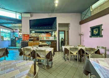 Interno non residenziale - Ristorante via 25 Aprile, 84, Imperia - foto 6