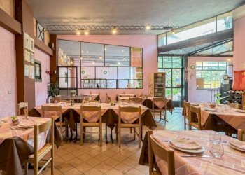 Interno non residenziale - Ristorante via 25 Aprile, 84, Imperia - foto 9