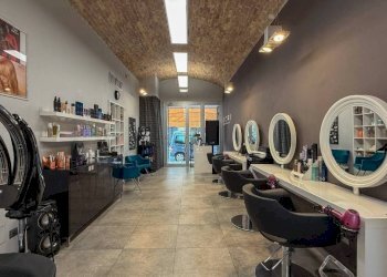Interno non residenziale - Male - Female Hairdressers via Paolo Boselli, 9, Taggia - photo 26
