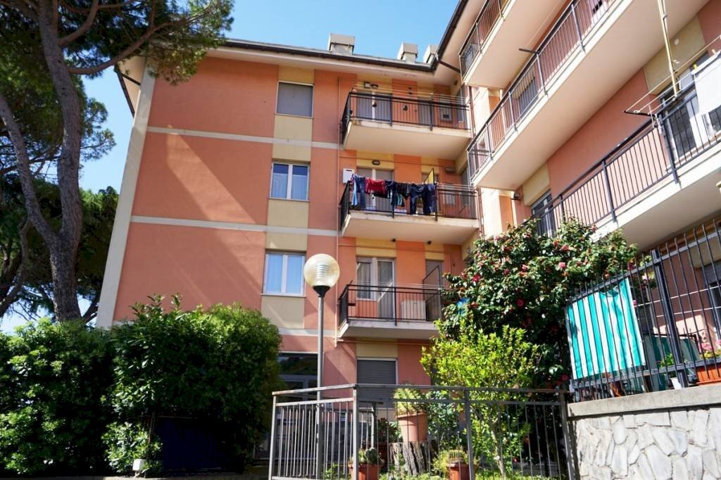 Facciata - Two-room apartment salita al Forte della Crocetta, 3, Genova (neighborhood Sampierdarena) - photo 1