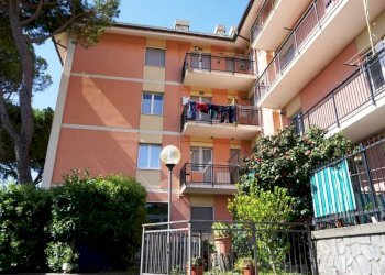 Facciata - Two-room apartment salita al Forte della Crocetta, 3, Genova (neighborhood Sampierdarena) - photo 1