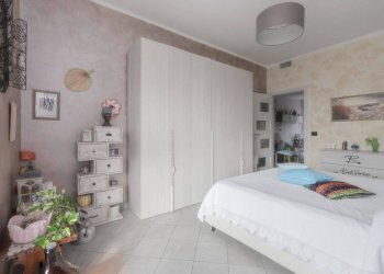 Camera da letto - Three-room apartment piazza Luigi Mattirolo, 12, Torino - photo 17