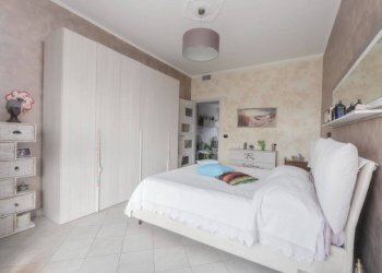 Camera da letto - Three-room apartment piazza Luigi Mattirolo, 12, Torino - photo 18
