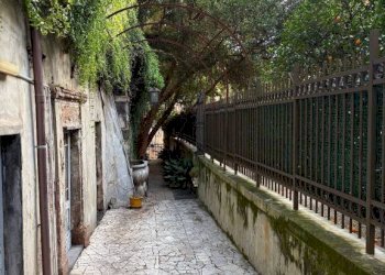 Cortile interno - Appartamento salita di San Francesco, 8, Genova - foto 49