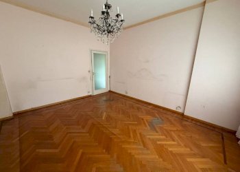 Soggiorno - Apartment corso Giulio Cesare, 261, Torino - photo 16