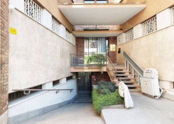 Interno palazzo - Quadrilocale corso Eusebio Giambone, 46/18, Torino (zona Lingotto) - foto 23