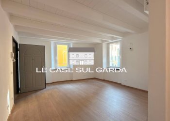 Soggiorno cottura - Two-room apartment via Francesco Redi
7, Toscolano-Maderno - photo 3