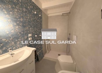 Bagno - Two-room apartment via Francesco Redi
7, Toscolano-Maderno - photo 11