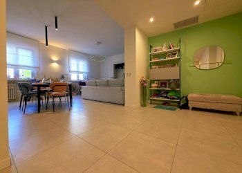 Salone - Trilocale strada Matteo Renato Imbriani, Parma (zona Oltretorrente) - foto 1