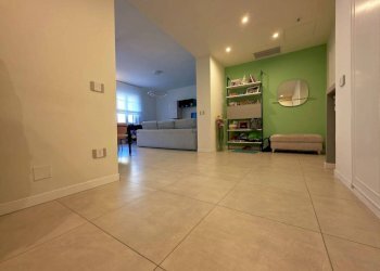 Ingresso - Trilocale strada Matteo Renato Imbriani, Parma (zona Oltretorrente) - foto 2