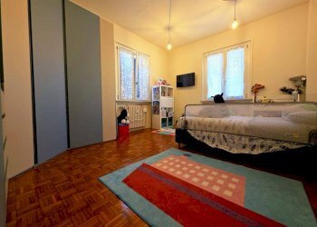 Camera da letto - Trilocale strada Matteo Renato Imbriani, Parma (zona Oltretorrente) - foto 9