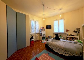 Camera da letto - Trilocale strada Matteo Renato Imbriani, Parma (zona Oltretorrente) - foto 13