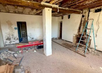 Stanza non arredata - Rustico via Cadelè Bricollo, 68, Serra Riccò - foto 10