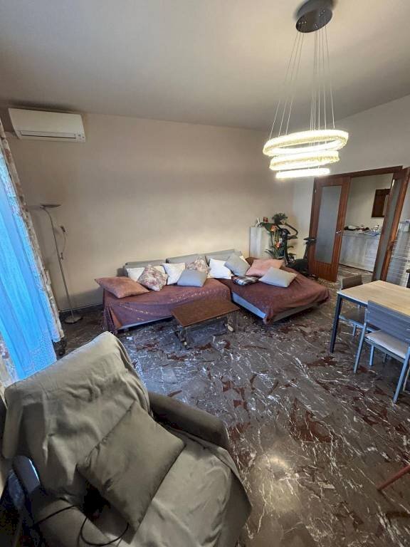 Camera da letto - Appartamento via Circonvallazione Est, 12, Castello d'Argile - foto 2