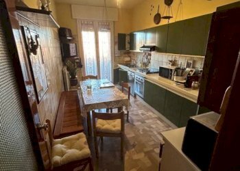 Cucina - Appartamento via Circonvallazione Est, 12, Castello d'Argile - foto 14