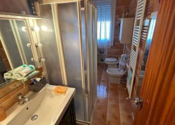 Bagno - Appartamento via Circonvallazione Est, 12, Castello d'Argile - foto 17