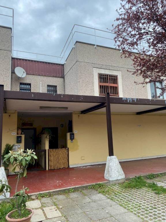 Facciata - Casa indipendente via Francesco Zanardi, 391, Bologna (zona Lame) - foto 1