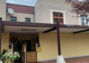 Facciata - Casa indipendente via Francesco Zanardi, 391, Bologna (zona Lame) - foto 1