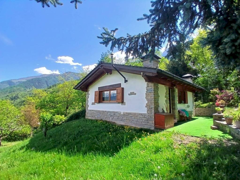 Giardino - Monolocale via San Bernardo, 73, Caiolo - foto 1