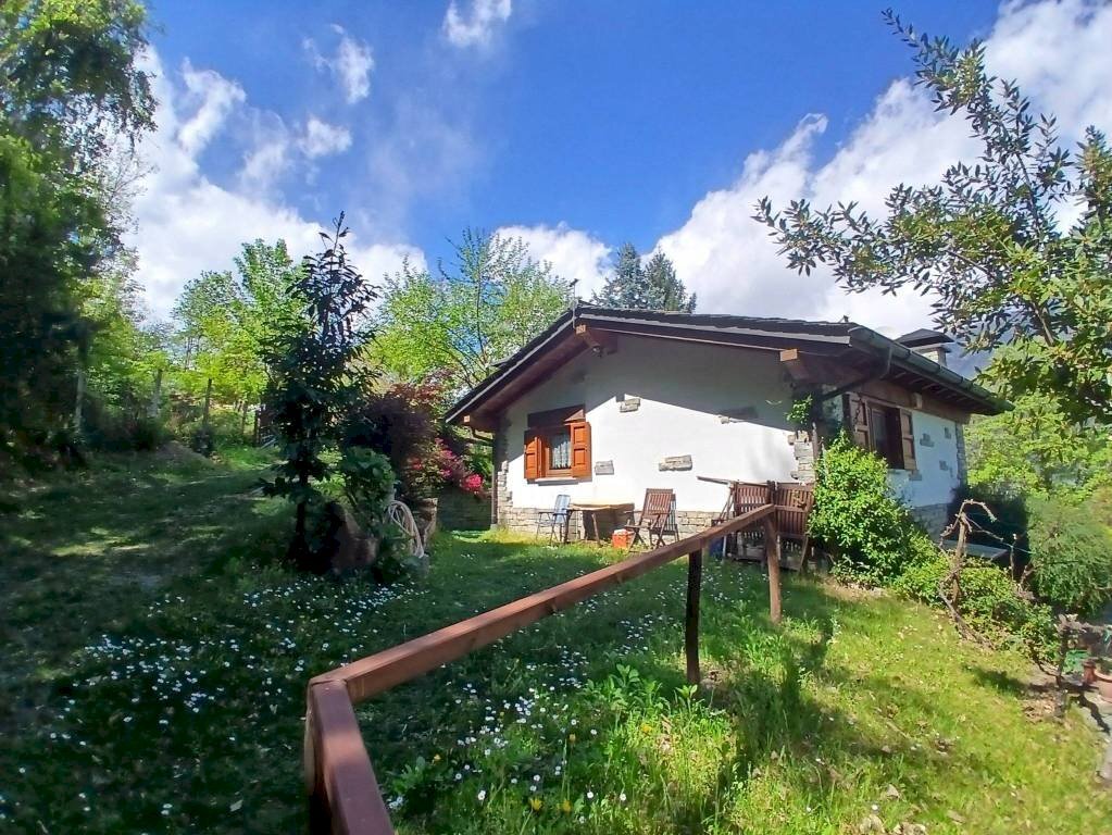 Giardino - Monolocale via San Bernardo, 73, Caiolo - foto 3