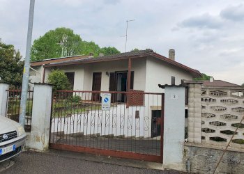 facciata - Villa via Don Luigi Sturzo, Rivolta d'Adda - foto 39