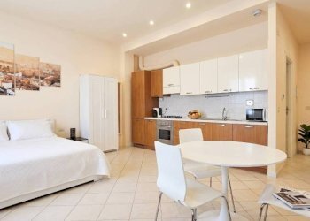 Interno appartamento - One-room apartment via Alessandro Tiarini, Bologna (neighborhood Bolognina) - photo 2