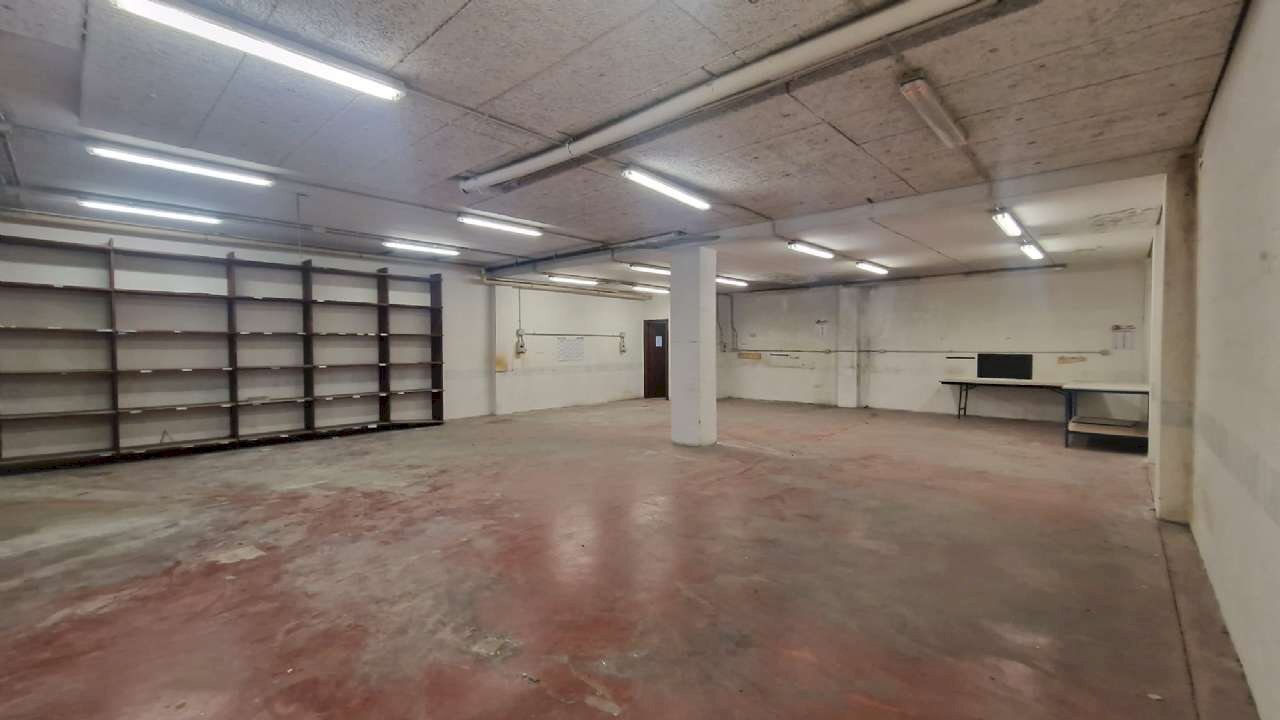 whatsapp image 2026-03-26 at 17.57.46 (1) - Magazzino via pietro l'eremita, Roma - foto 2