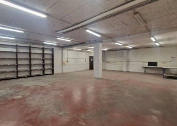 whatsapp image 2026-03-26 at 17.57.46 (1) - Magazzino via pietro l'eremita, Roma - foto 2