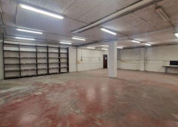 whatsapp image 2026-03-26 at 17.57.46 - Magazzino via pietro l'eremita, Roma - foto 4