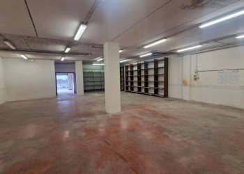 whatsapp image 2026-03-26 at 17.57.47 (4) - Magazzino via pietro l'eremita, Roma - foto 8