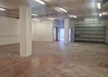 whatsapp image 2026-03-26 at 17.57.47 (5) - Magazzino via pietro l'eremita, Roma - foto 9