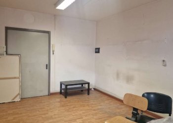 whatsapp image 2026-03-26 at 17.57.48 (4) - Magazzino via pietro l'eremita, Roma - foto 14