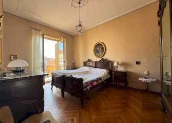 Camera da letto - Appartamento Cuneo (zona Centro) - foto 16