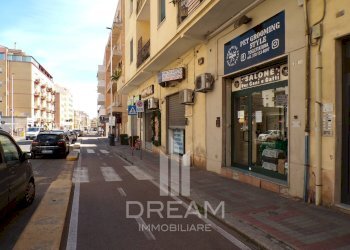 Foto 3 - Commercial Premises Via Della Pineta, Cagliari - photo 3