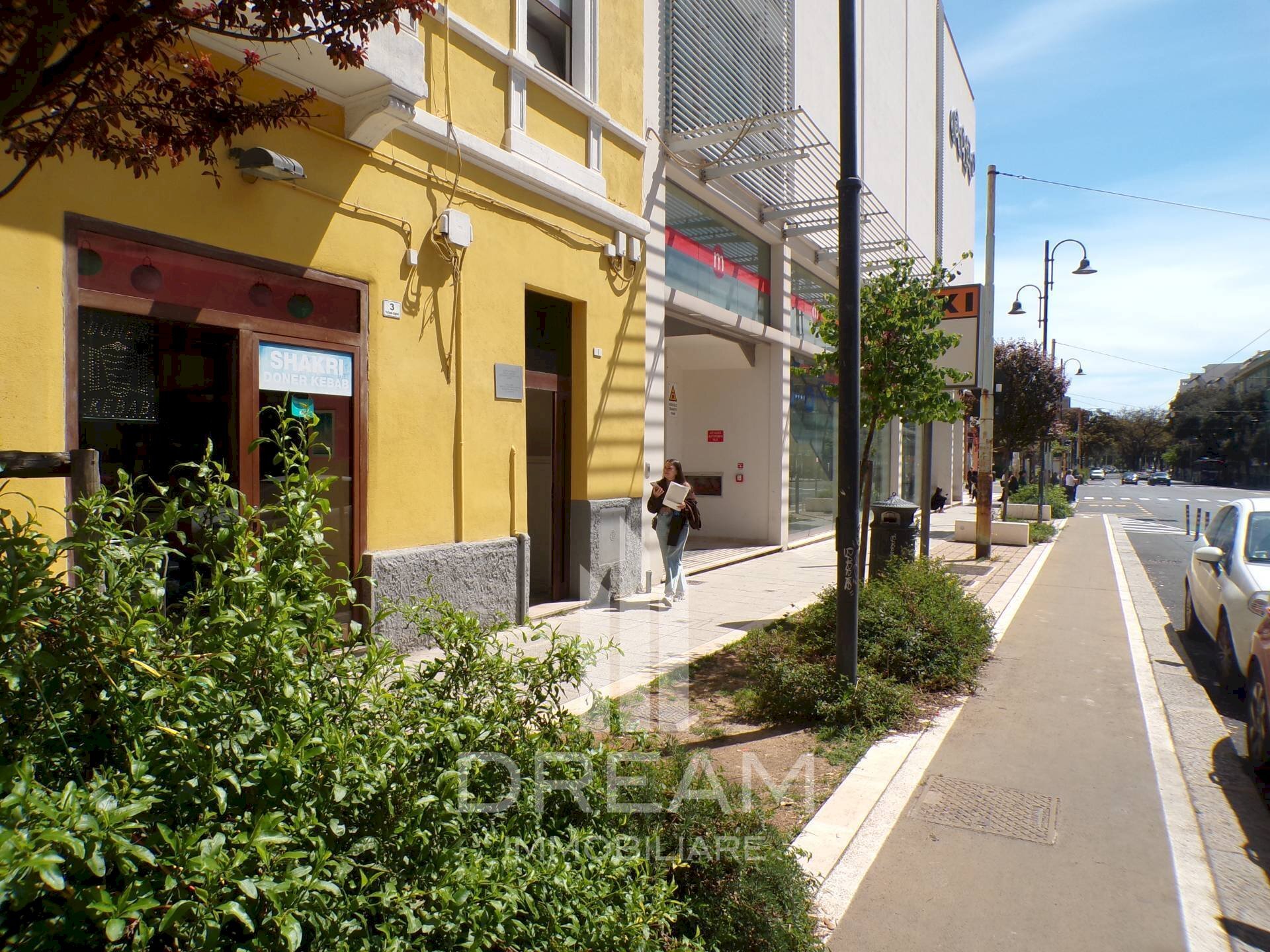 Foto 1 - Commercial Premises Via Dante, Cagliari - photo 1