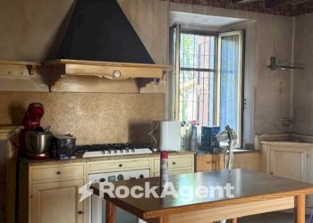 Cucina - Rustico strada della Cornia, Tizzano Val Parma - foto 4