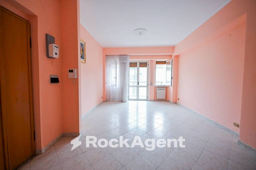 Ascensori - Trilocale via Giovanni Paolo Parisio, 10, Catanzaro - foto 3