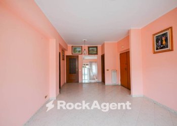 Interno palazzo - Trilocale via Giovanni Paolo Parisio, 10, Catanzaro - foto 5